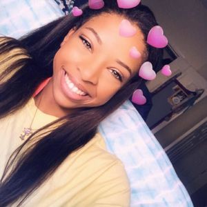 Meet your Posher, Joyce